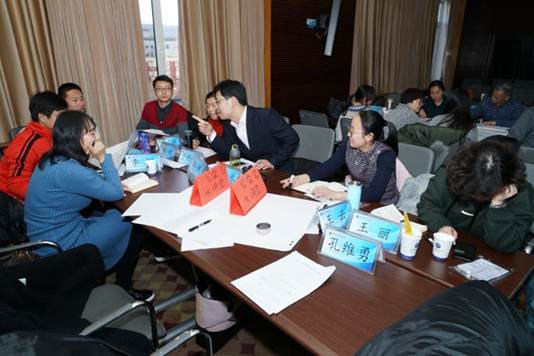 说明: 345327701650906880