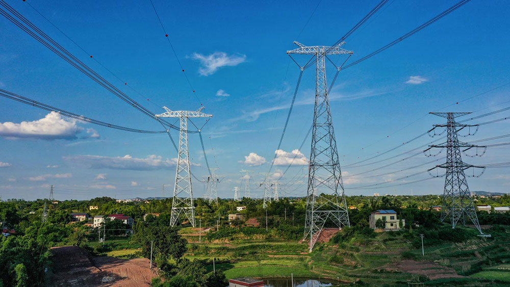 白鹤滩-浙江±800kV特高压直流输电线路工程川6标全线贯通